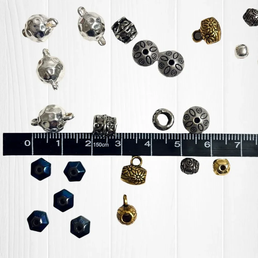 LOT Metallic Beads Jewelry Making Silver Tone Goldtone Mix Hearts Spacers Crafts
